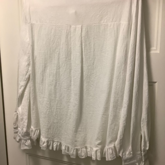 Linen Blouse - Picture 6 of 6